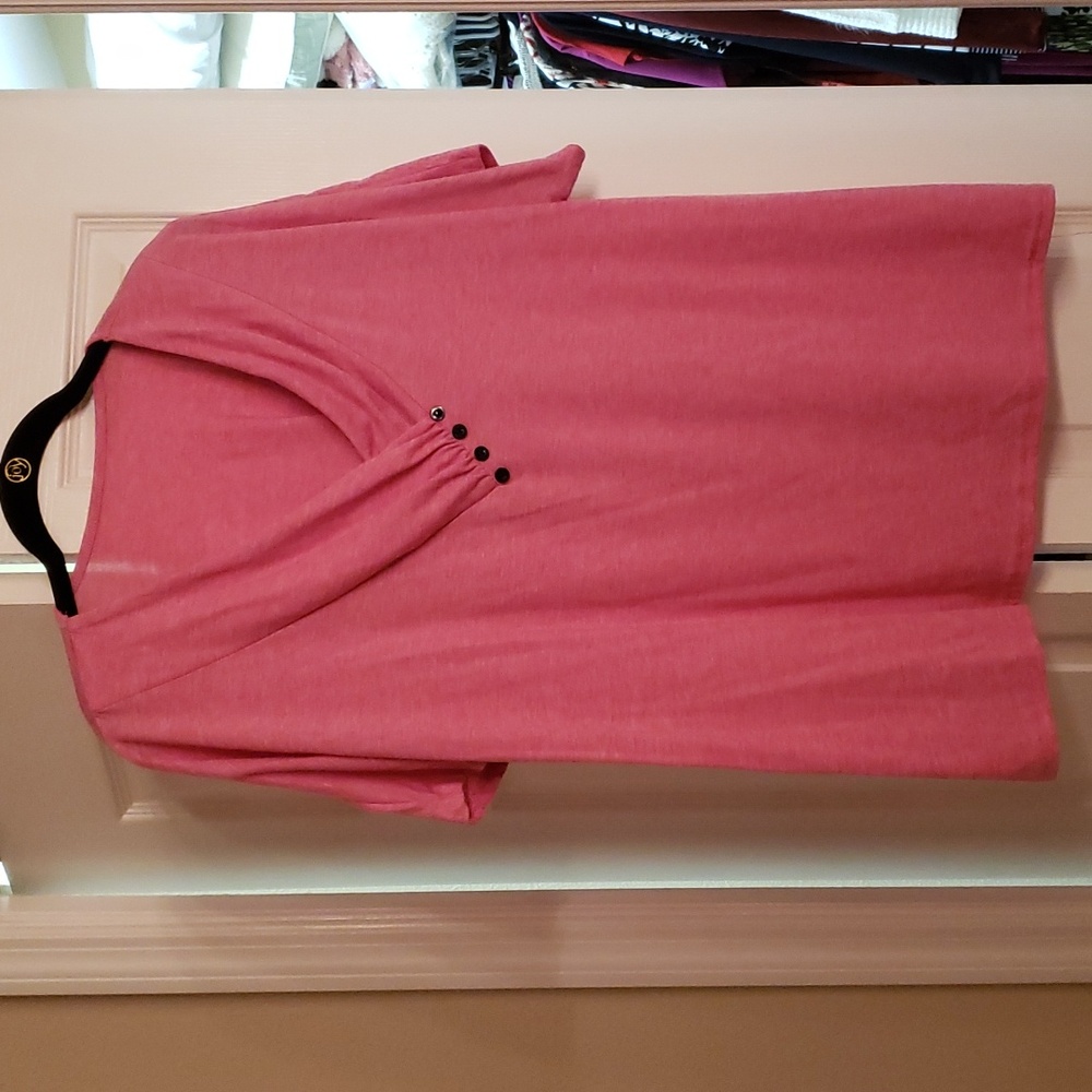 Woman's top